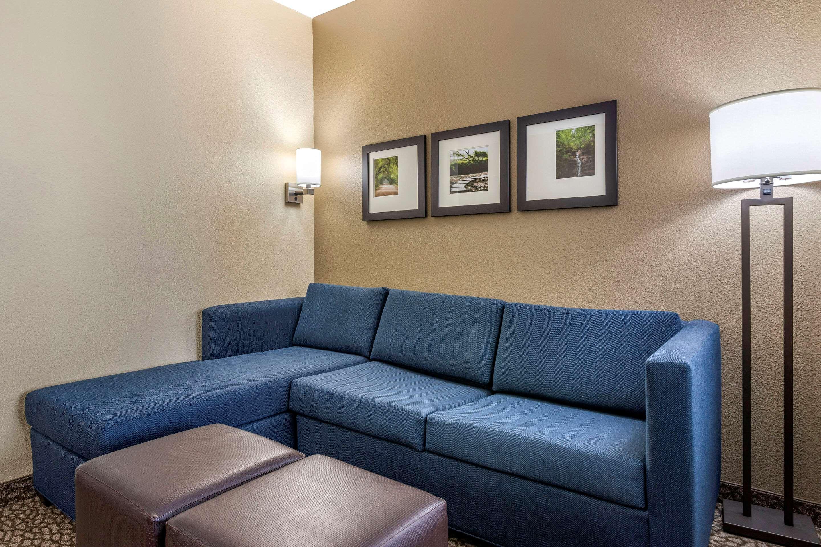Comfort Suites Florence I-95 Ngoại thất bức ảnh