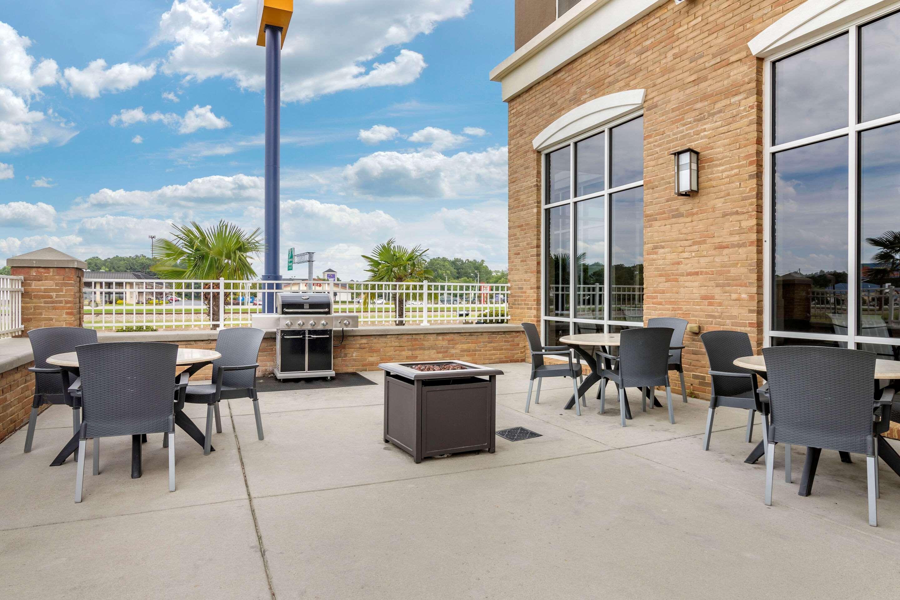Comfort Suites Florence I-95 Ngoại thất bức ảnh